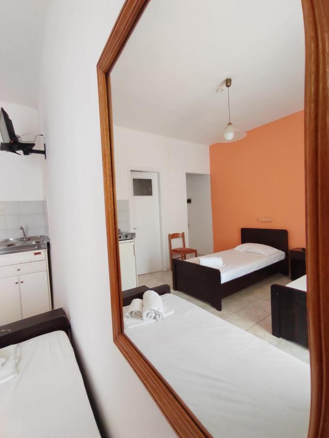 Galini Studios & Apartments Laganas Bagian luar foto
