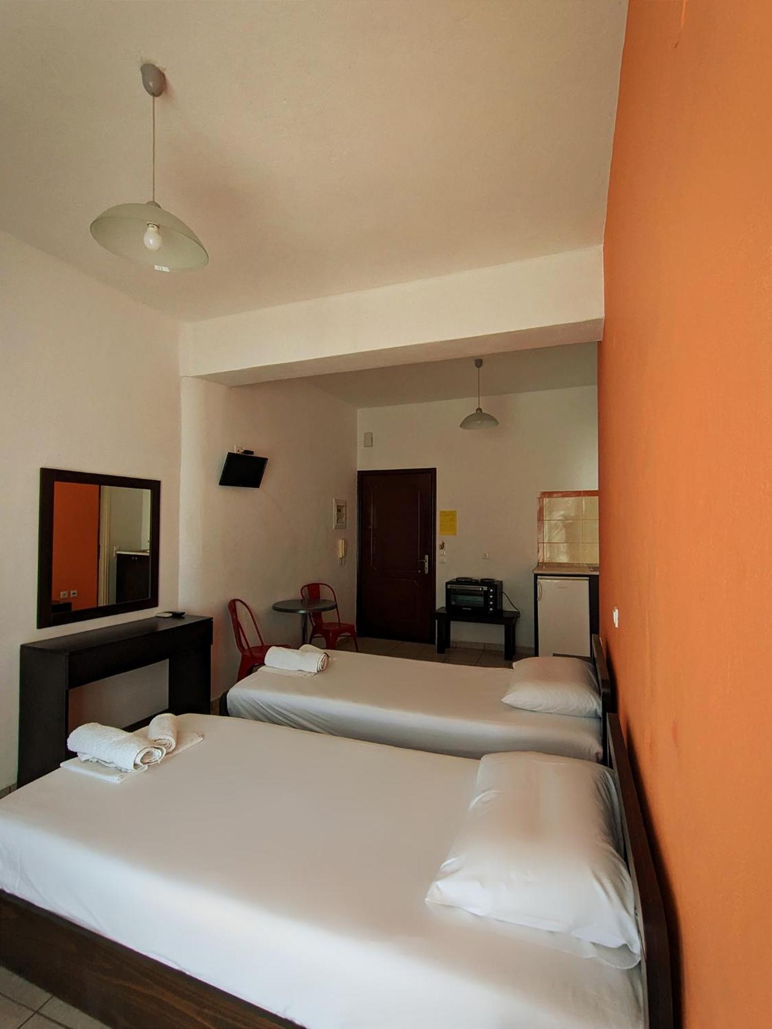 Galini Studios & Apartments Laganas Bagian luar foto