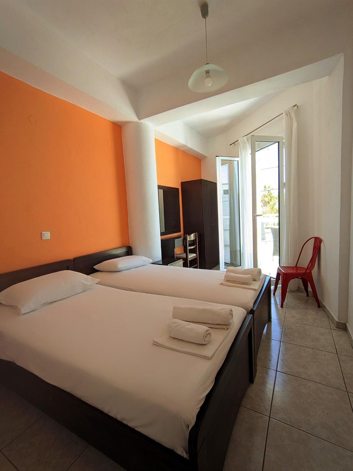 Galini Studios & Apartments Laganas Bagian luar foto